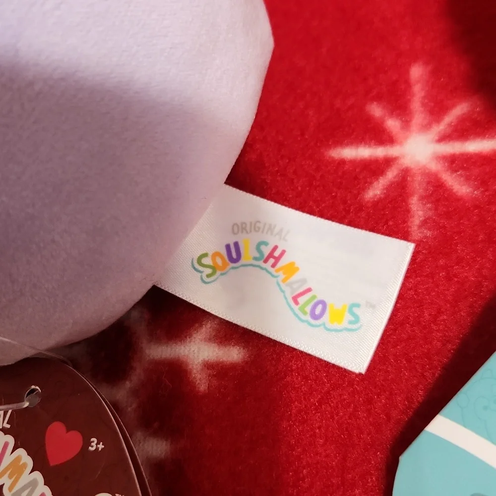 SQUISHMALLOS - Picture 6 of 11